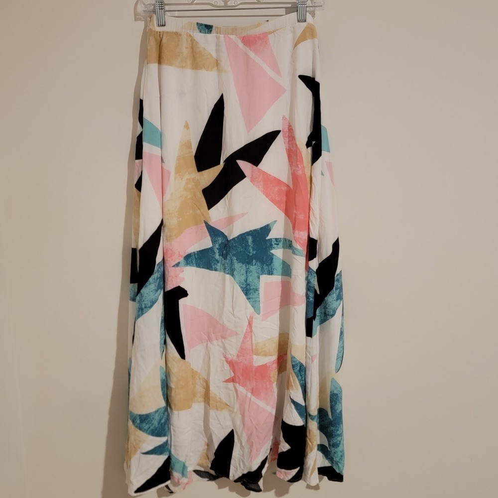 Lulus Maxi Skirt Size Medium Colorful Stretch Long Skirt Resort Wear Vacation